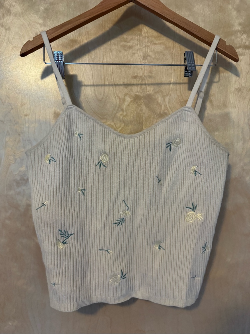Dex Cream Ribbed Floral Embroidered Cami